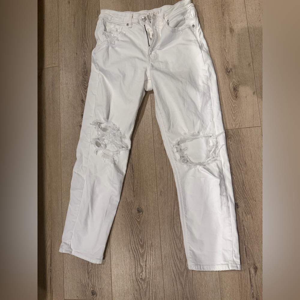 American Eagle Outfitters White Distressed Slim Straight Jeans